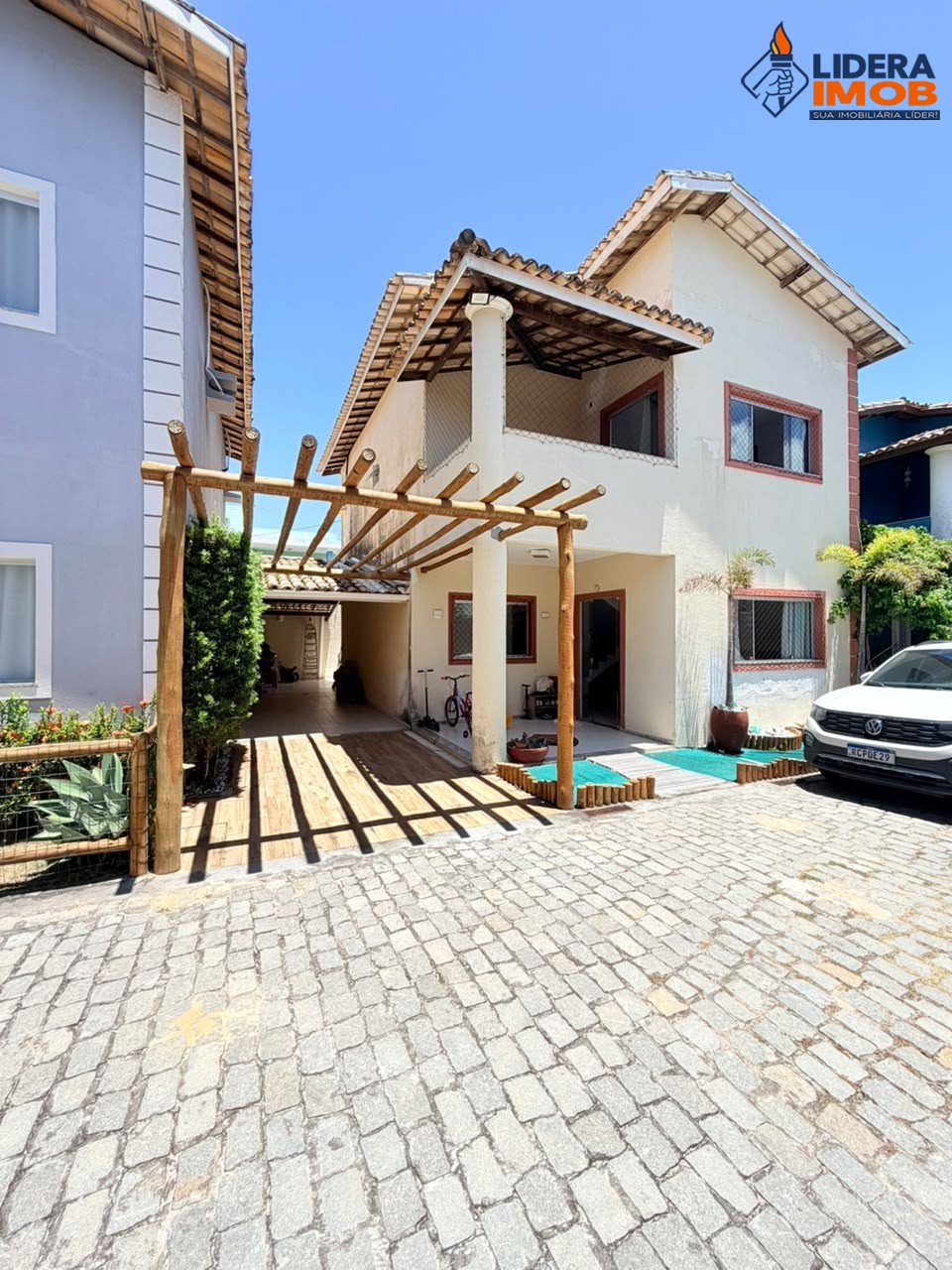 Casa, 4 quartos, 147 m² - Foto 1