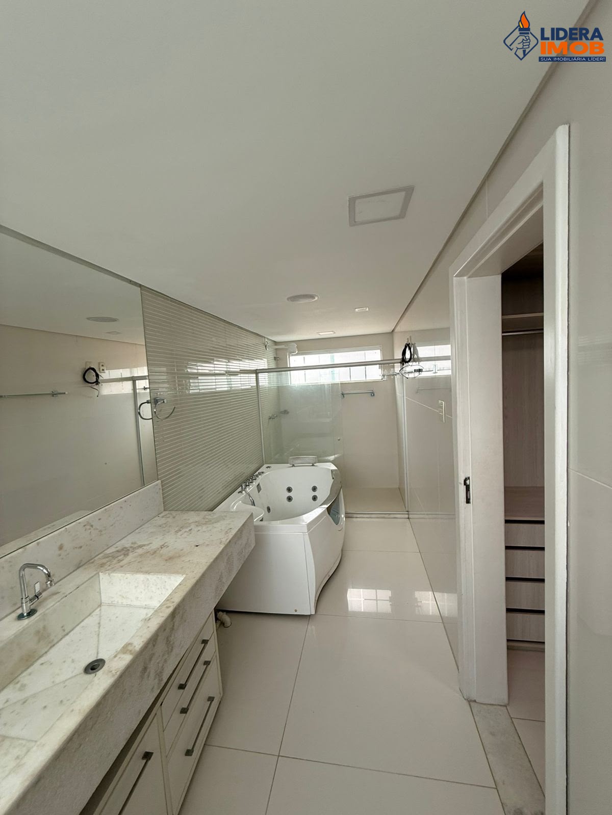 Casa, 4 quartos, 280 m² - Foto 21