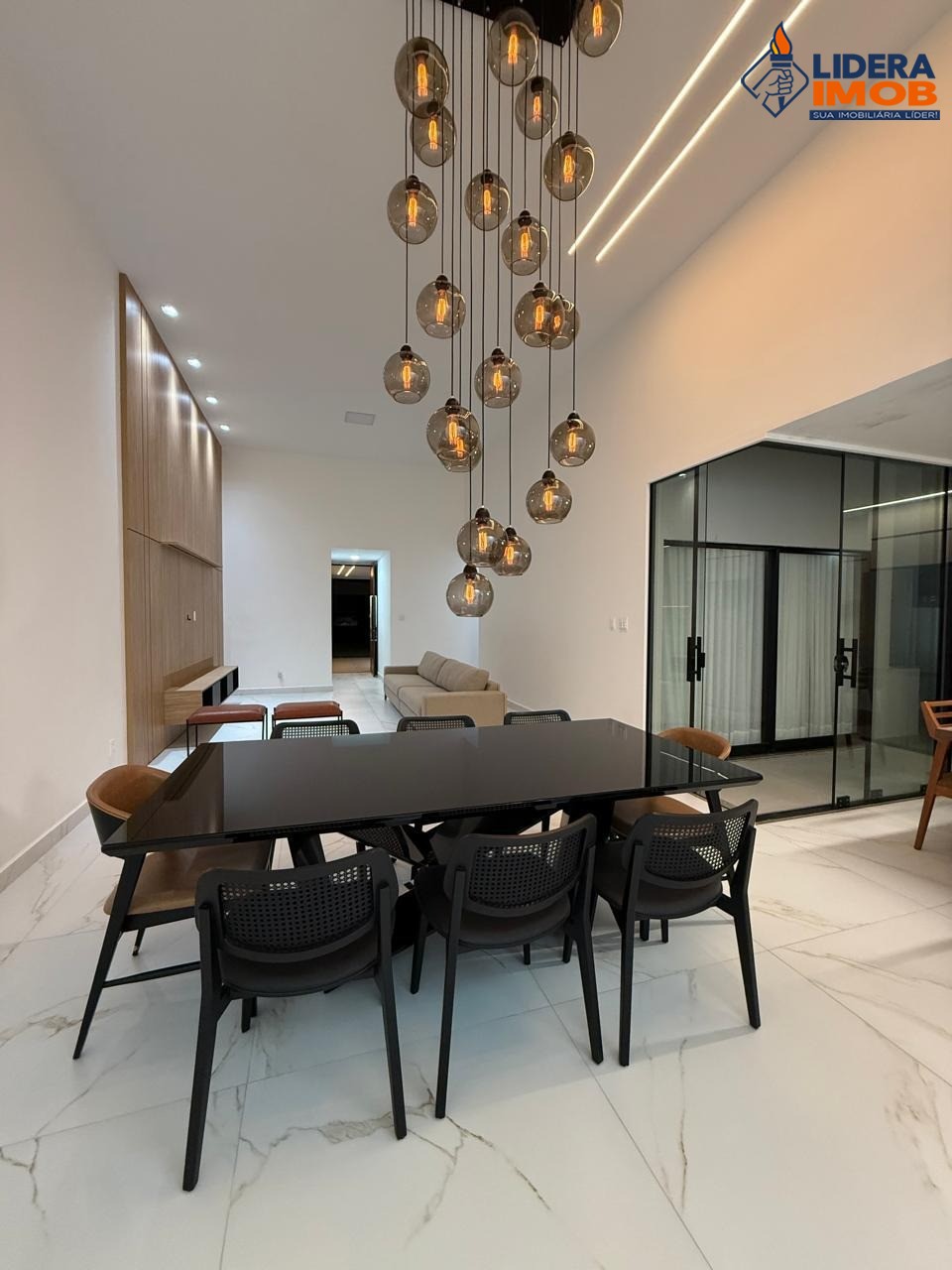 Casa, 2 quartos, 200 m² - Foto 1