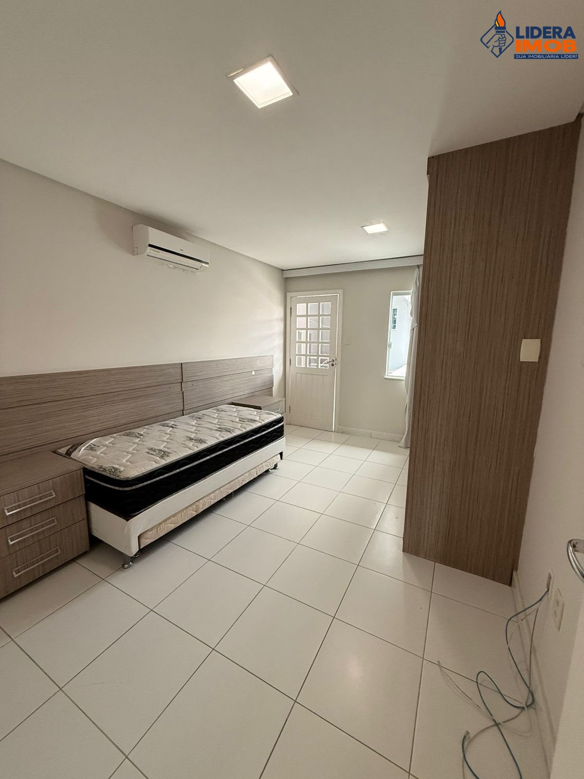 Casa, 4 quartos, 280 m² - Foto 19