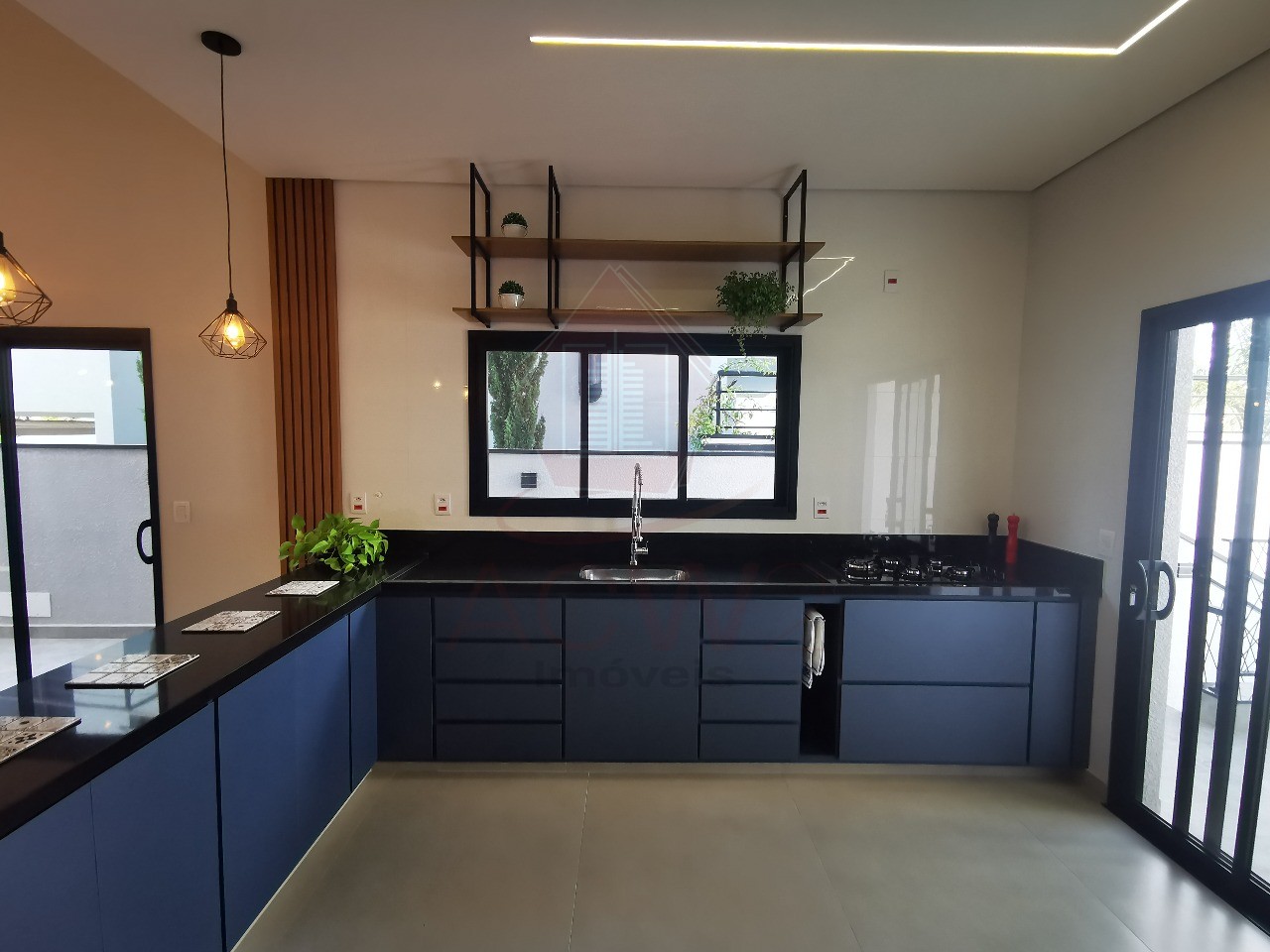Casa, 3 quartos, 245 m² - Foto 36