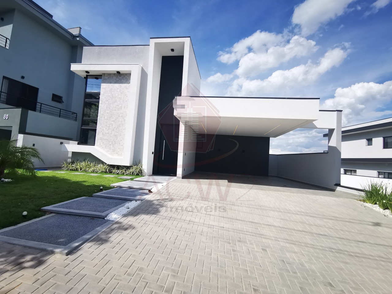 Casa, 3 quartos, 245 m² - Foto 2