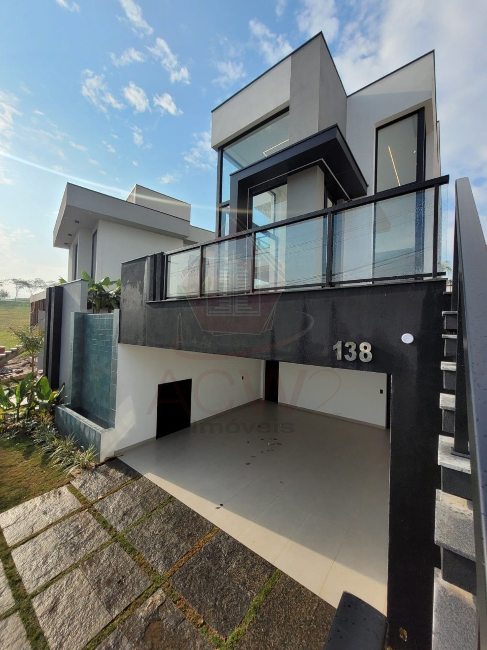 Casa, 3 quartos, 245 m² - Foto 2