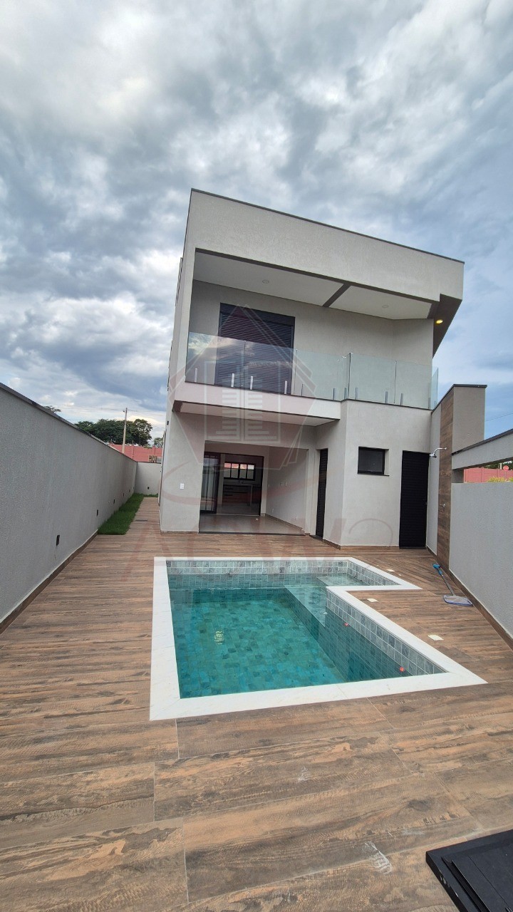 Casa, 3 quartos, 235 m² - Foto 2