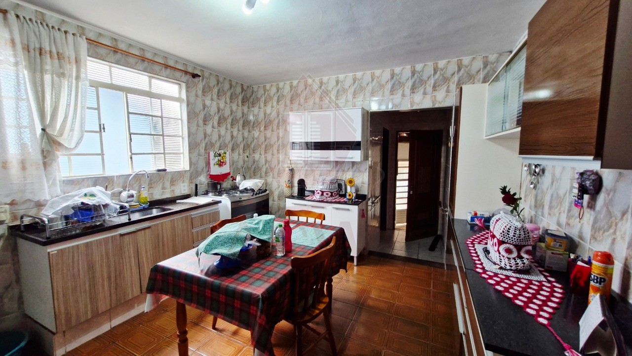 Casa, 6 quartos, 247 m² - Foto 30