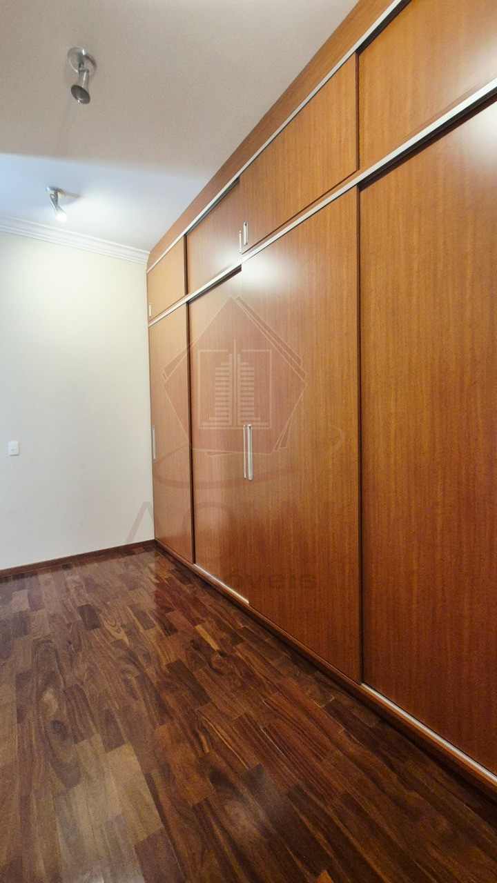 Casa, 4 quartos, 372 m² - Foto 23