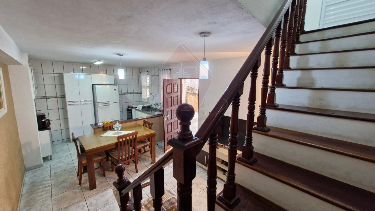 Casa, 6 quartos, 247 m² - Foto 8