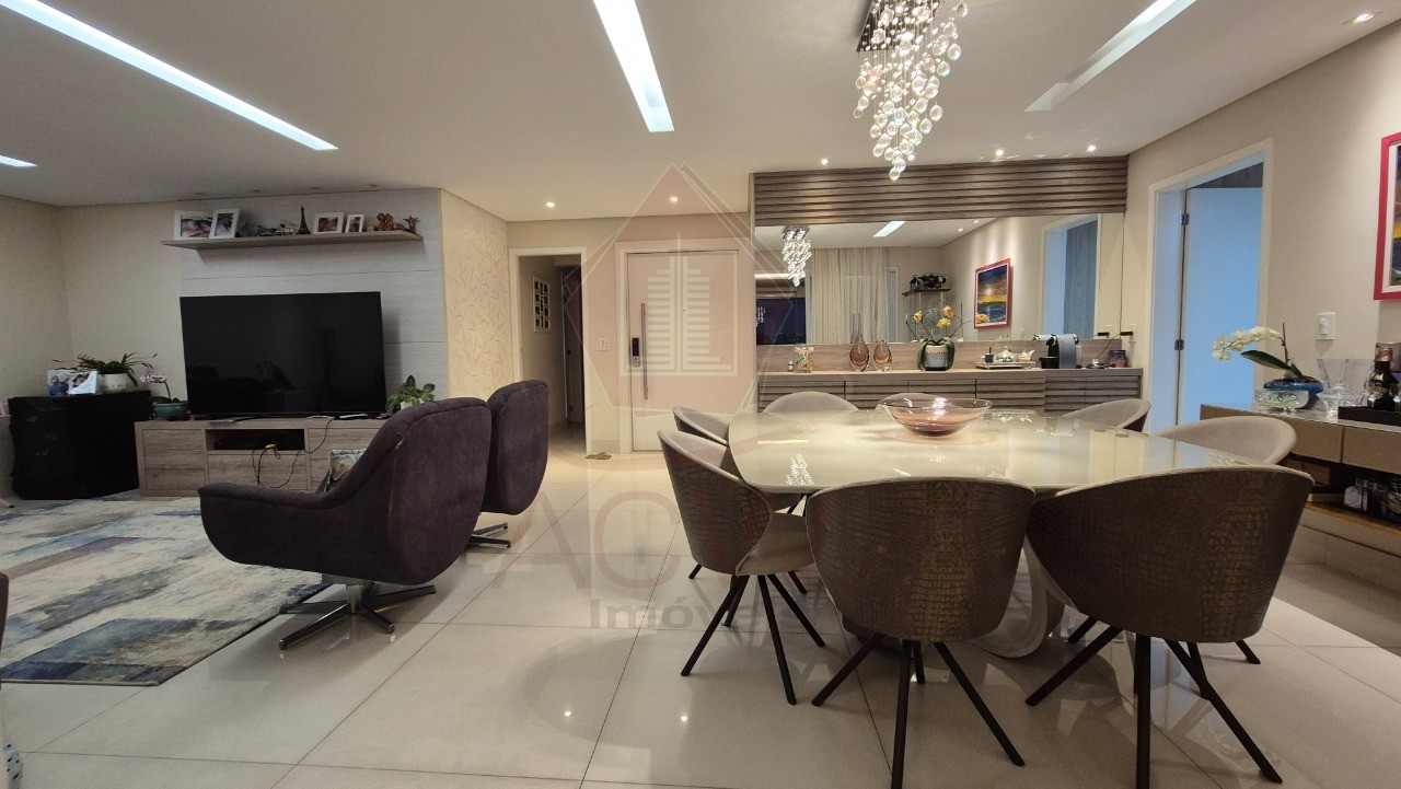 Apartamento, 4 quartos, 216 m² - Foto 1