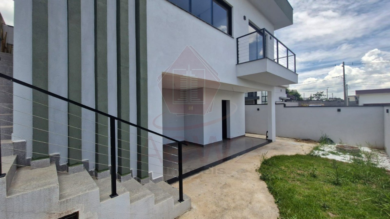 Casa, 3 quartos, 300 m² - Foto 1