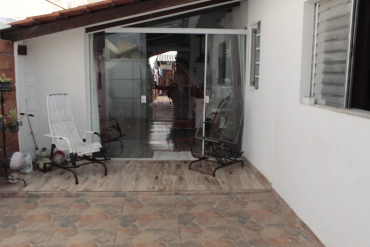 Casa, 3 quartos - Foto 1