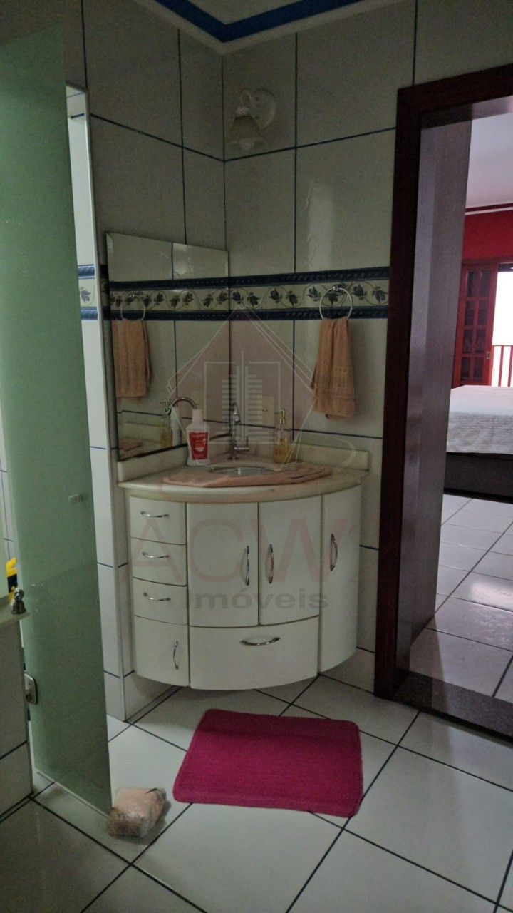 Casa, 3 quartos, 250 m² - Foto 17