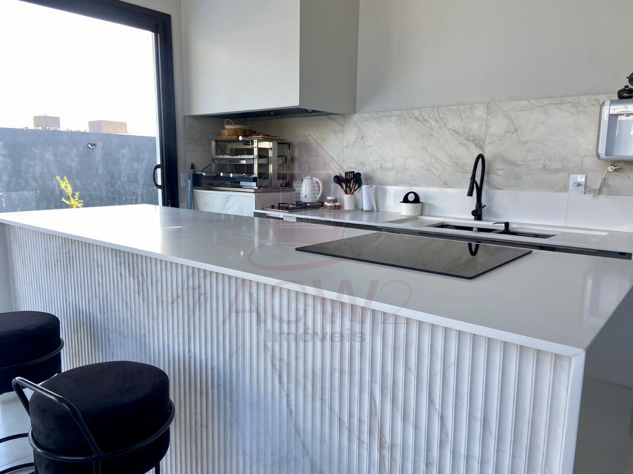 Casa, 4 quartos, 220 m² - Foto 2