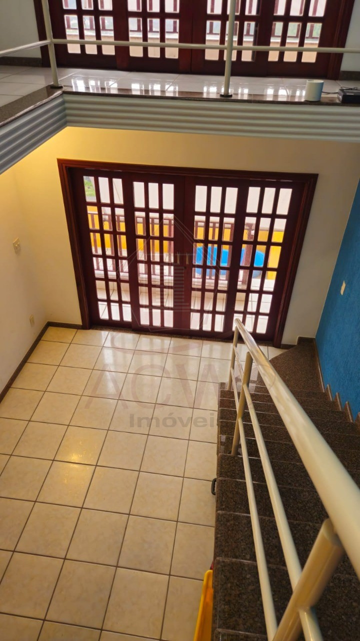 Casa, 3 quartos, 250 m² - Foto 2