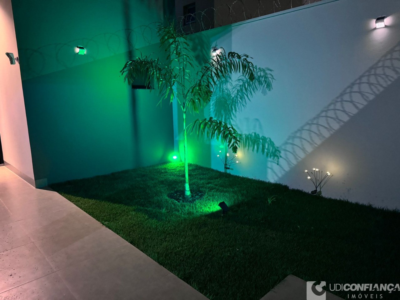 Sobrado, 4 quartos, 232 m² - Foto 2