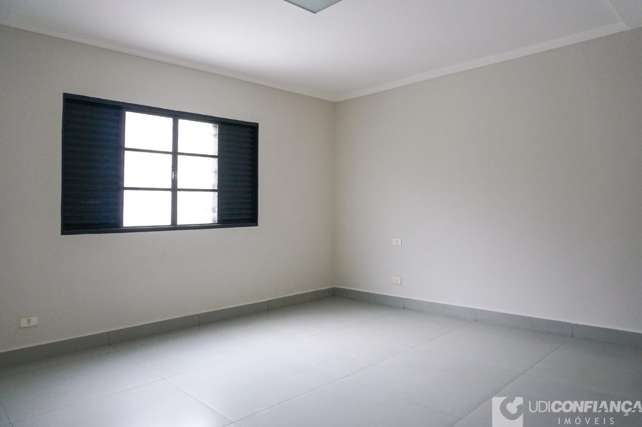 Casa, 3 quartos, 260 m² - Foto 15