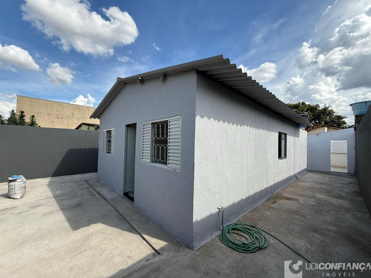 Casa, 2 quartos, 100 m² - Foto 1