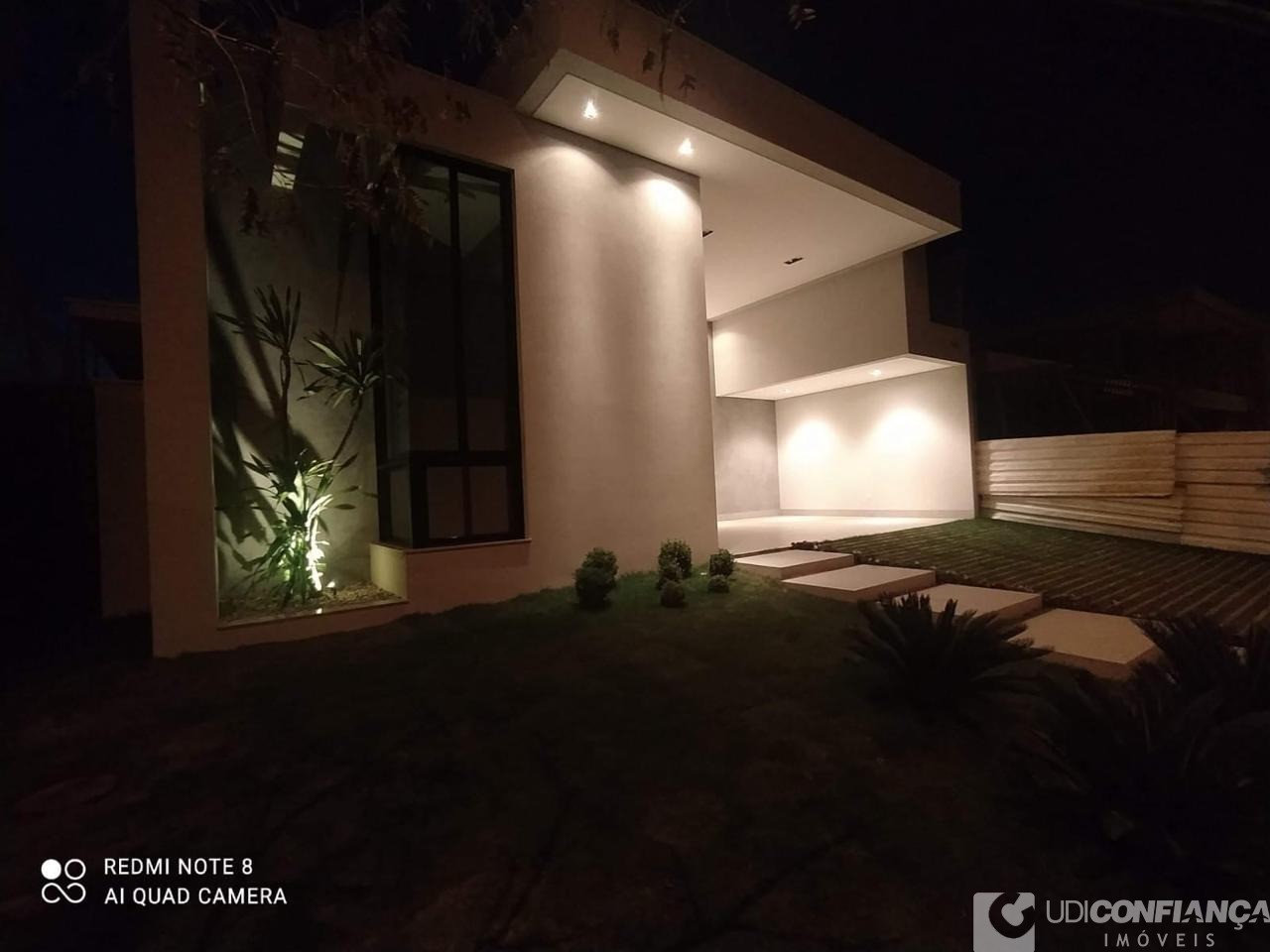 Casa, 4 quartos, 237 m² - Foto 3