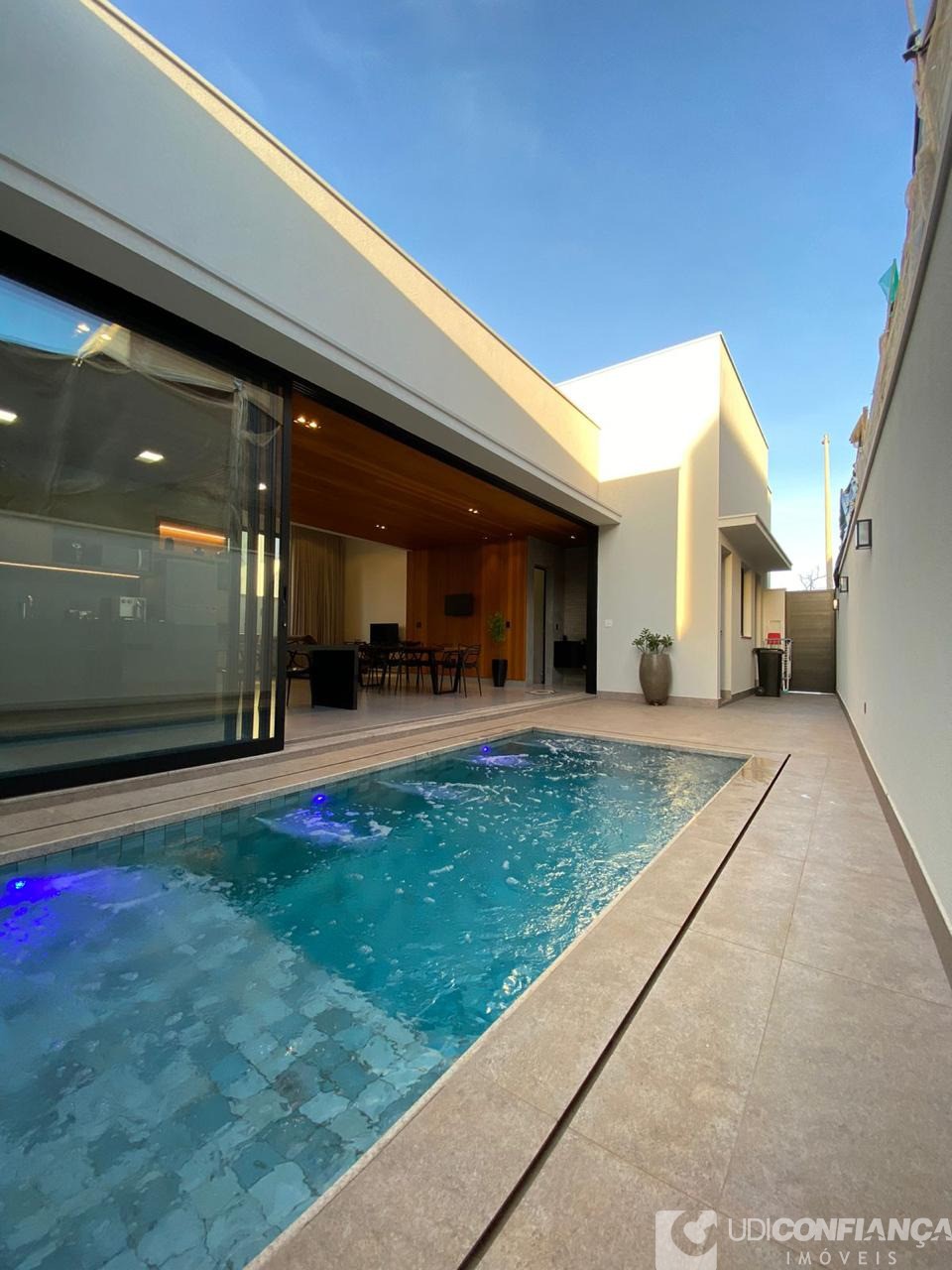 Casa, 4 quartos, 237 m² - Foto 24