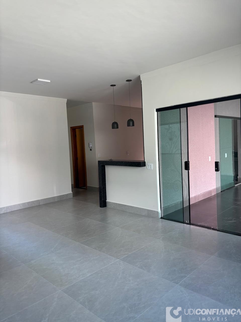 Casa, 3 quartos, 105 m² - Foto 1