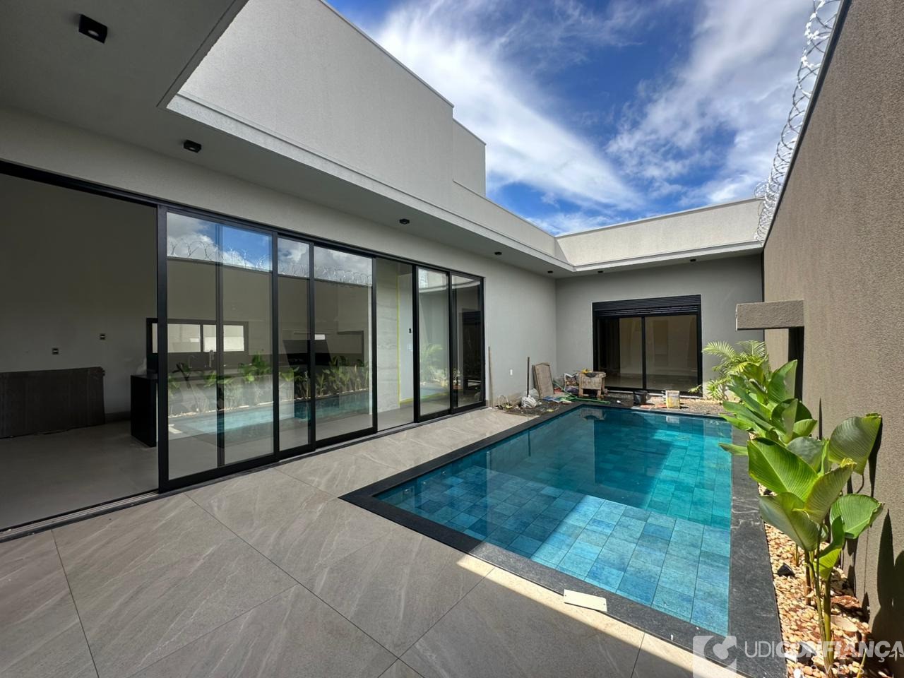 Casa, 3 quartos - Foto 1