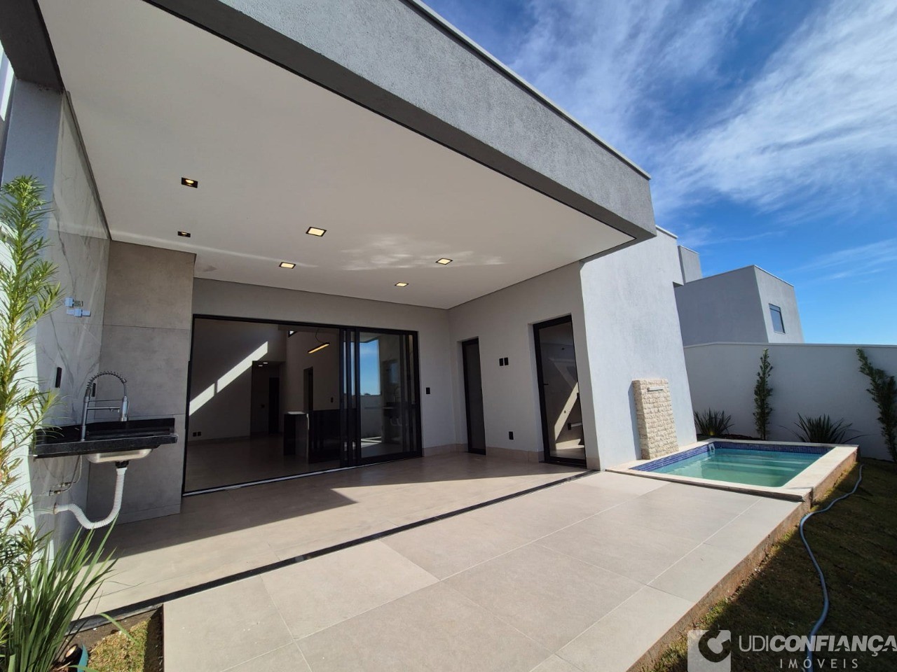 Casa, 3 quartos - Foto 1