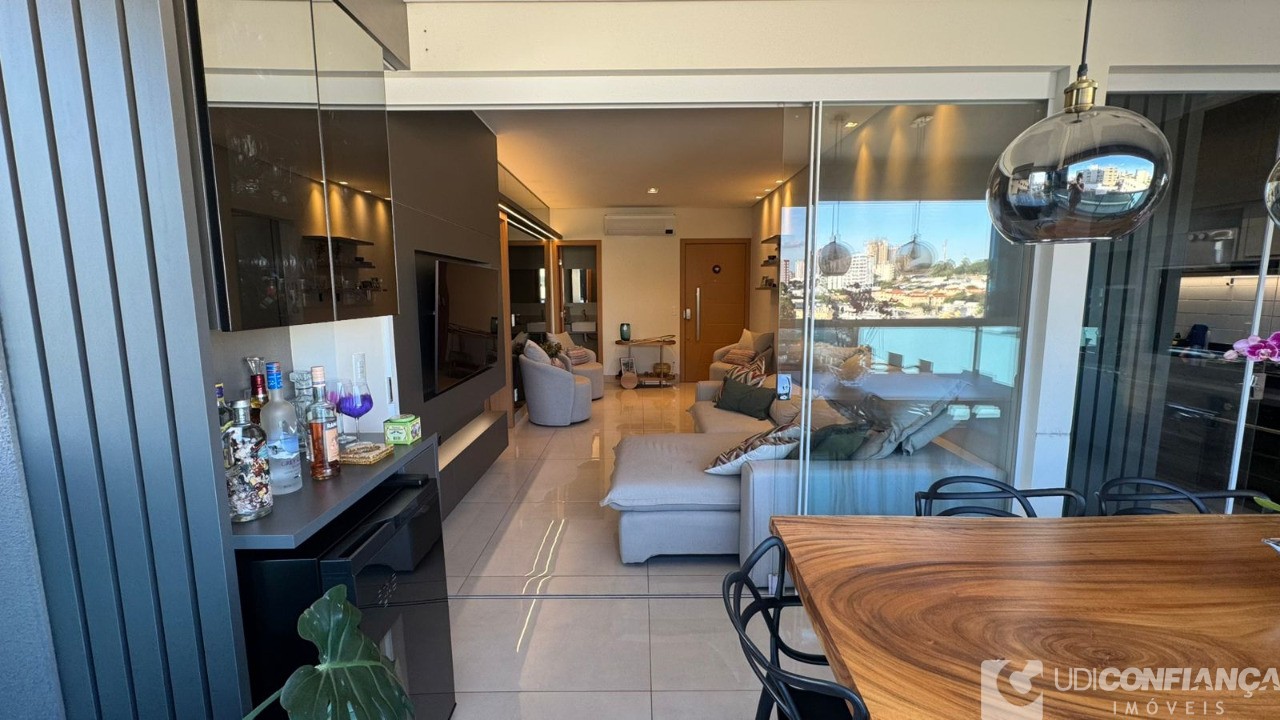 Apartamento, 3 quartos, 106 m² - Foto 2