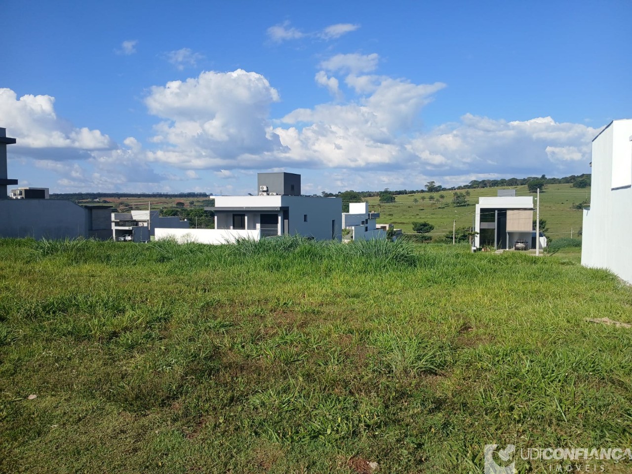 Terreno, 306 m² - Foto 1