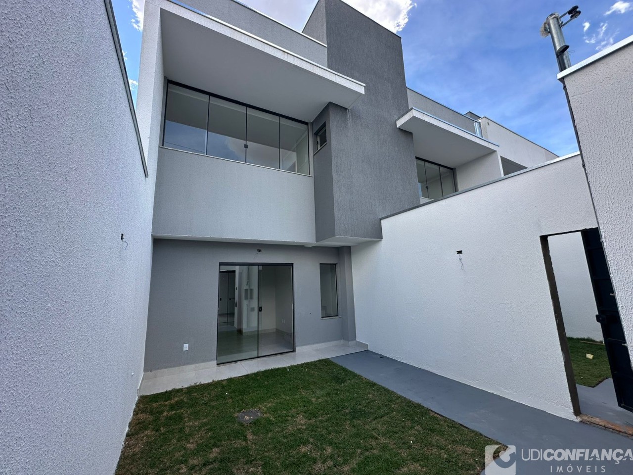 Sobrado, 2 quartos, 87 m² - Foto 1
