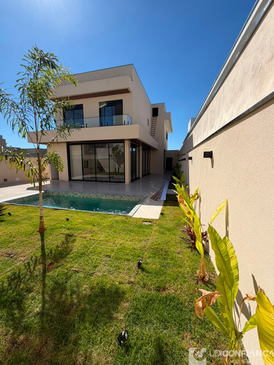 Casa, 4 quartos, 257 m² - Foto 26