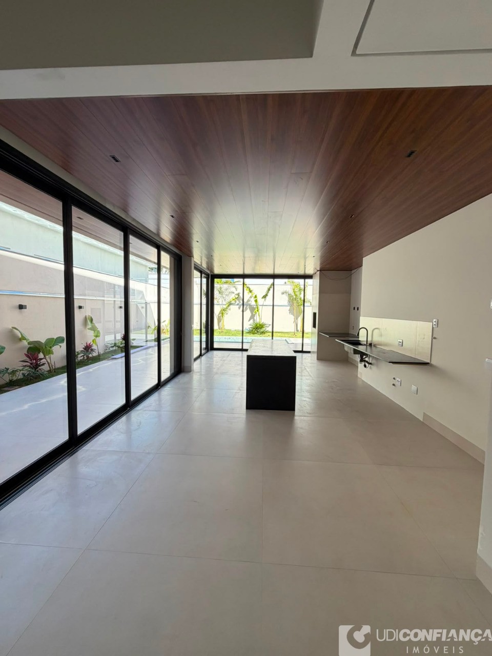 Casa, 4 quartos, 257 m² - Foto 25