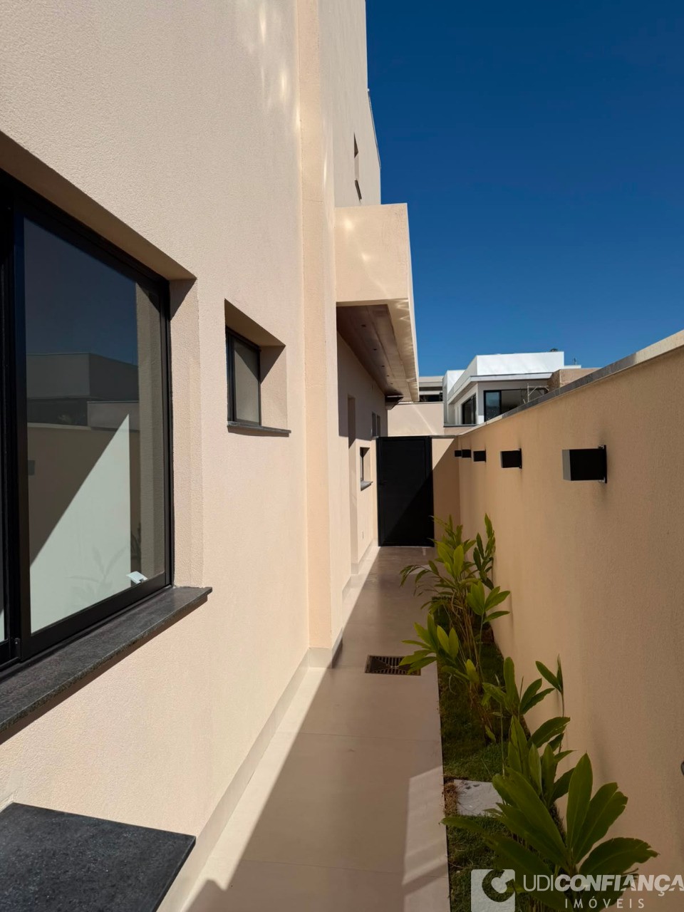 Casa, 4 quartos, 257 m² - Foto 77