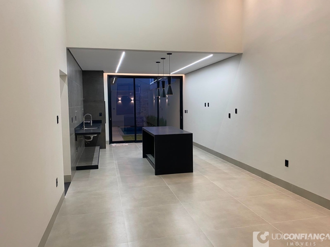Casa, 3 quartos - Foto 2