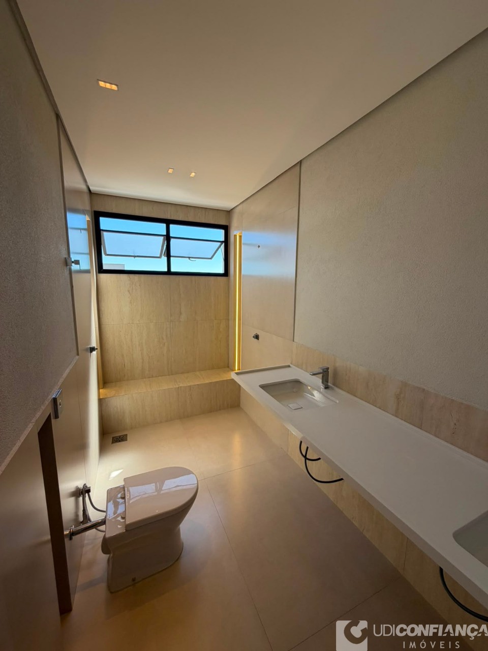 Casa, 4 quartos, 257 m² - Foto 76