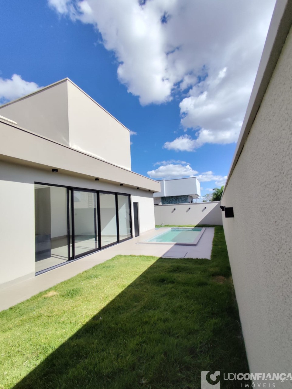 Casa, 3 quartos, 238 m² - Foto 27