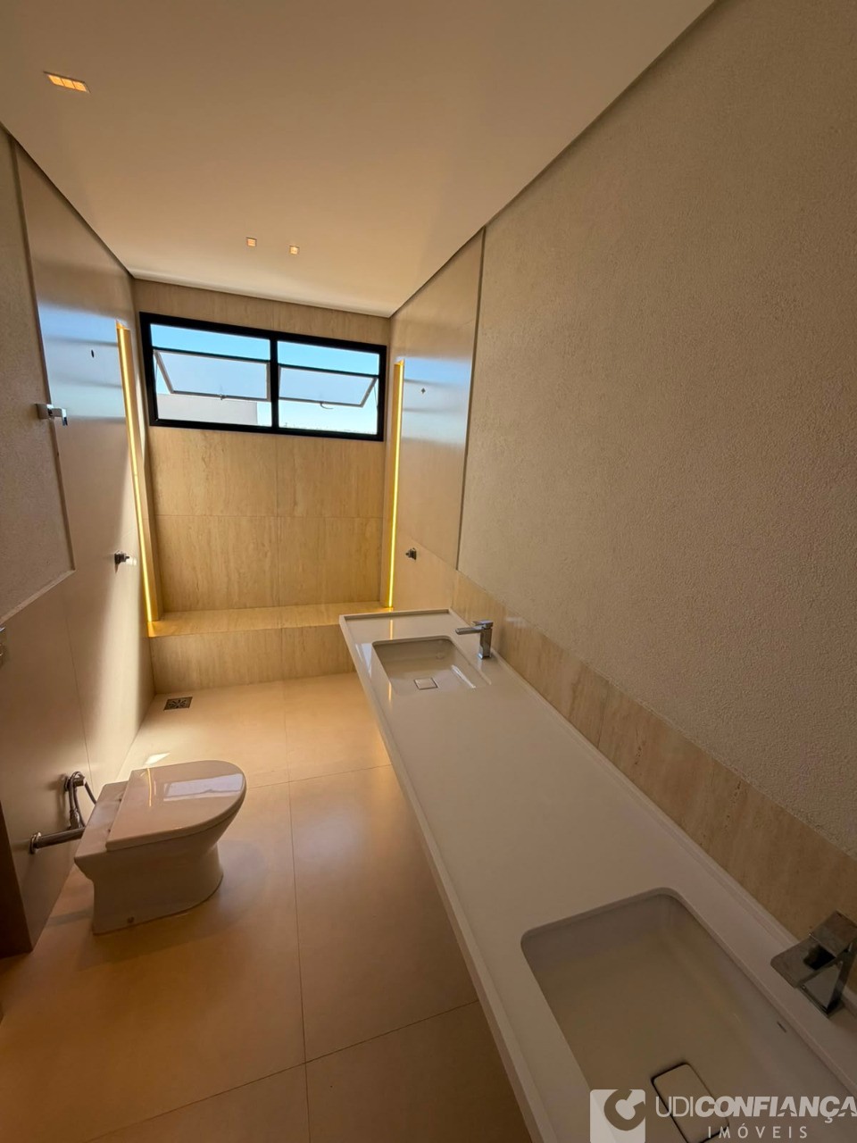 Casa, 4 quartos, 257 m² - Foto 38