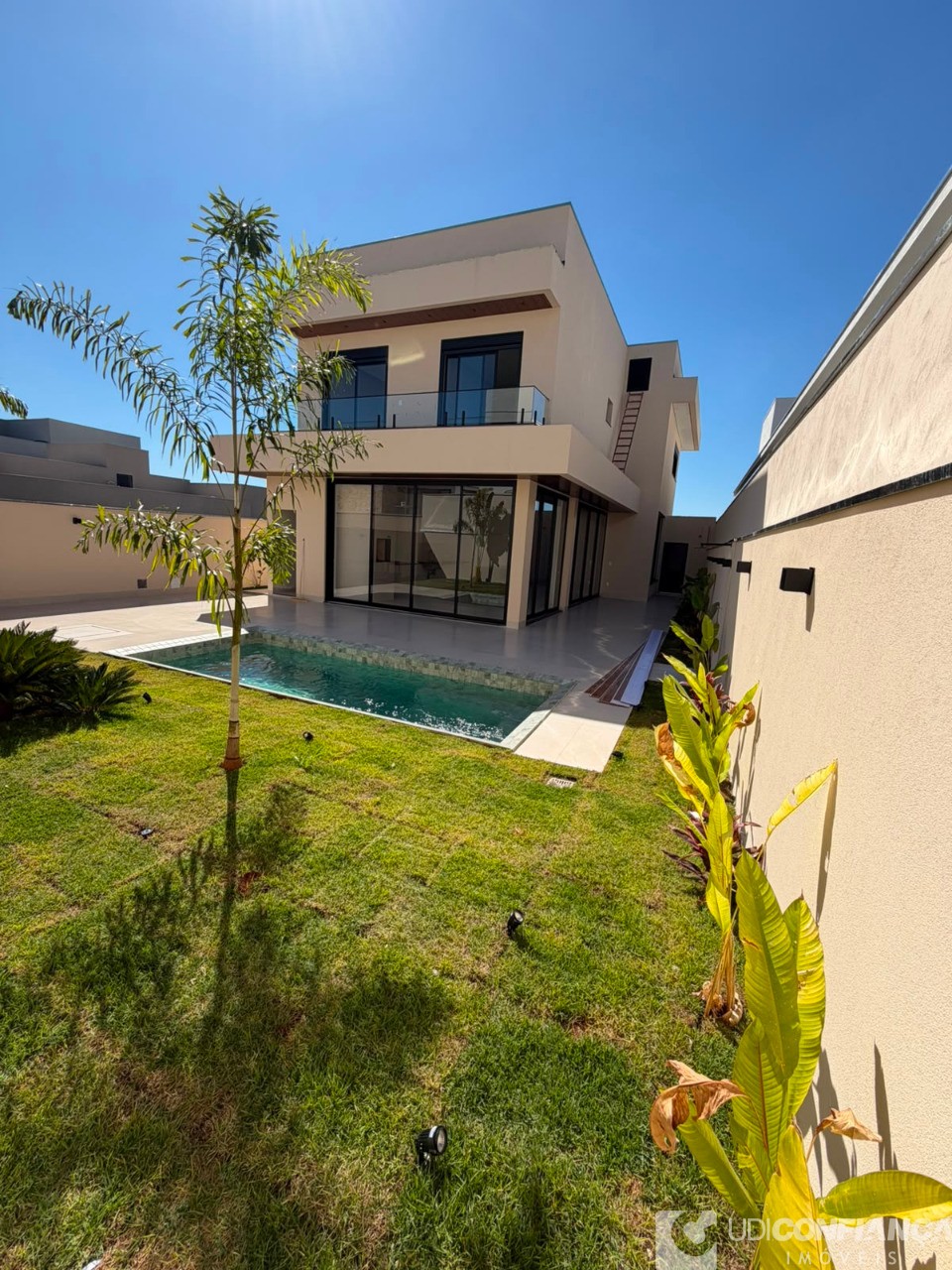 Casa, 4 quartos, 257 m² - Foto 62