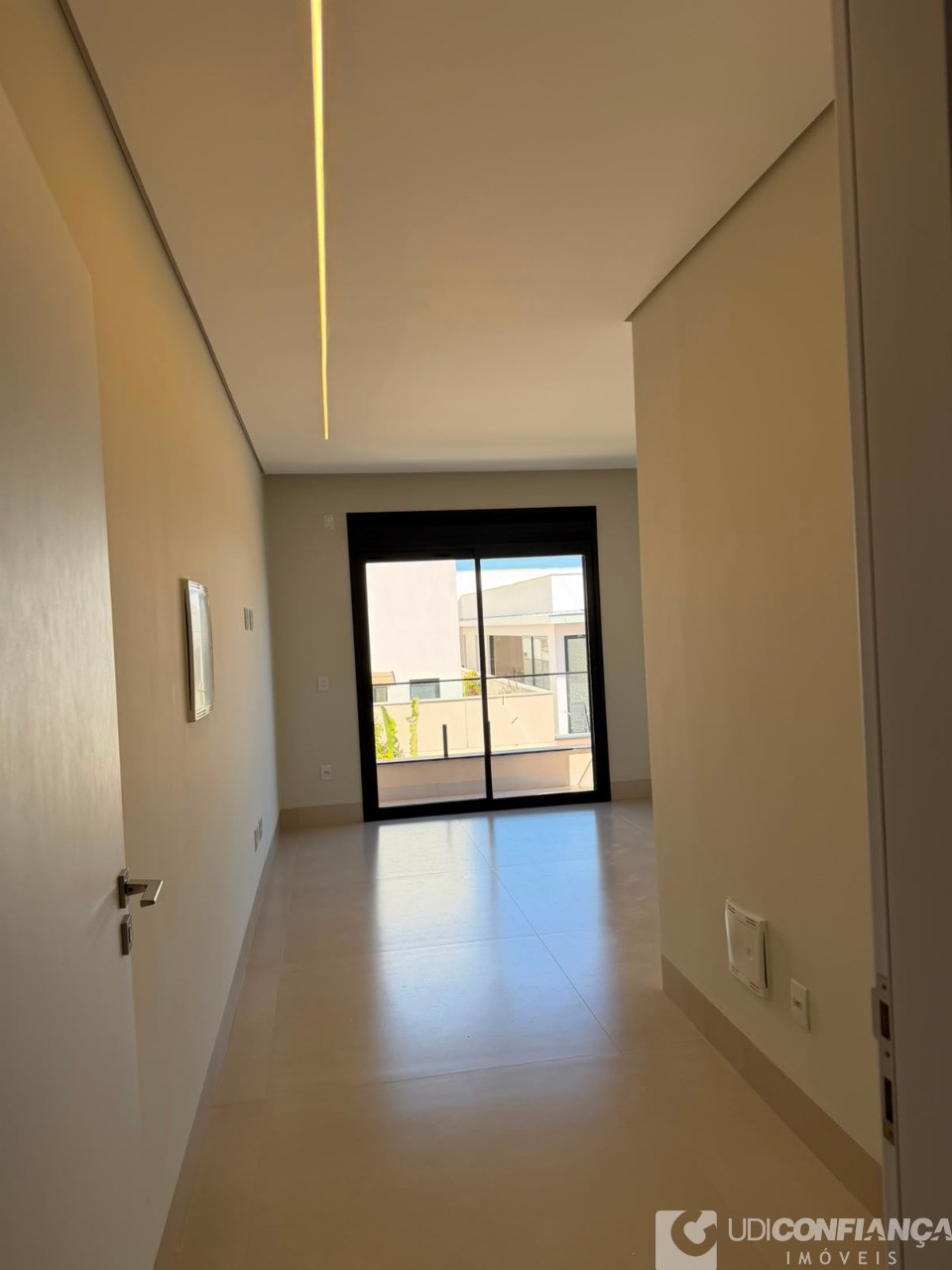 Casa, 4 quartos, 257 m² - Foto 3