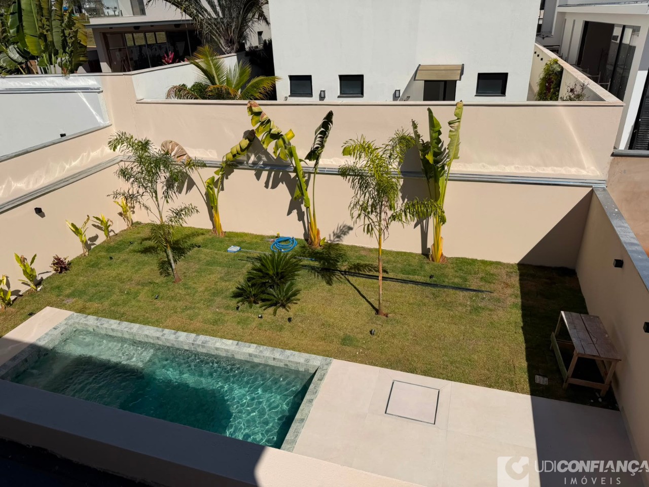 Casa, 4 quartos, 257 m² - Foto 32