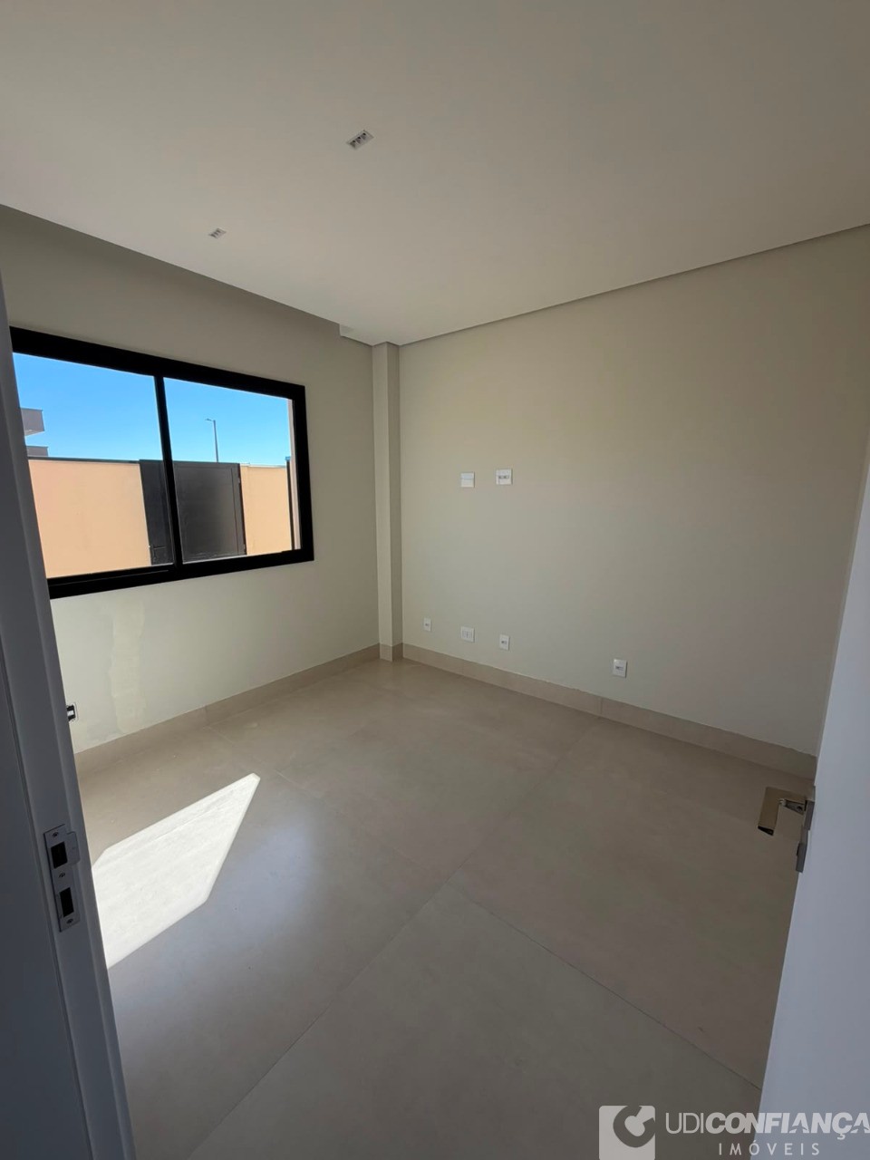 Casa, 4 quartos, 257 m² - Foto 11