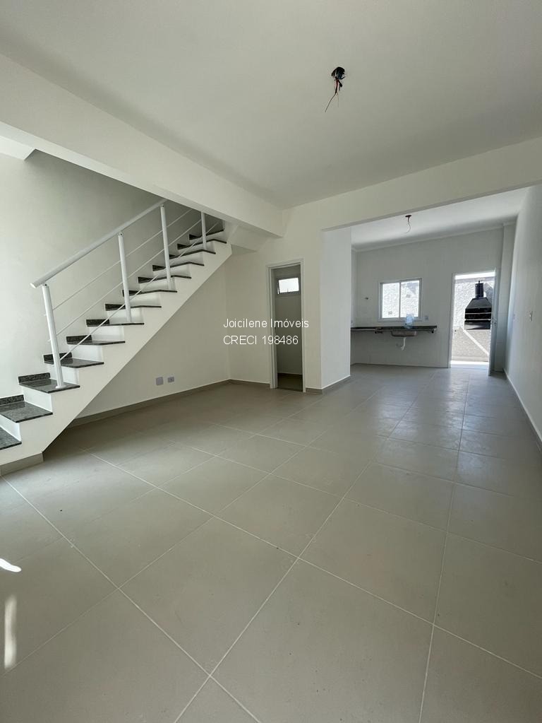 Casa, 2 quartos, 73 m² - Foto 1