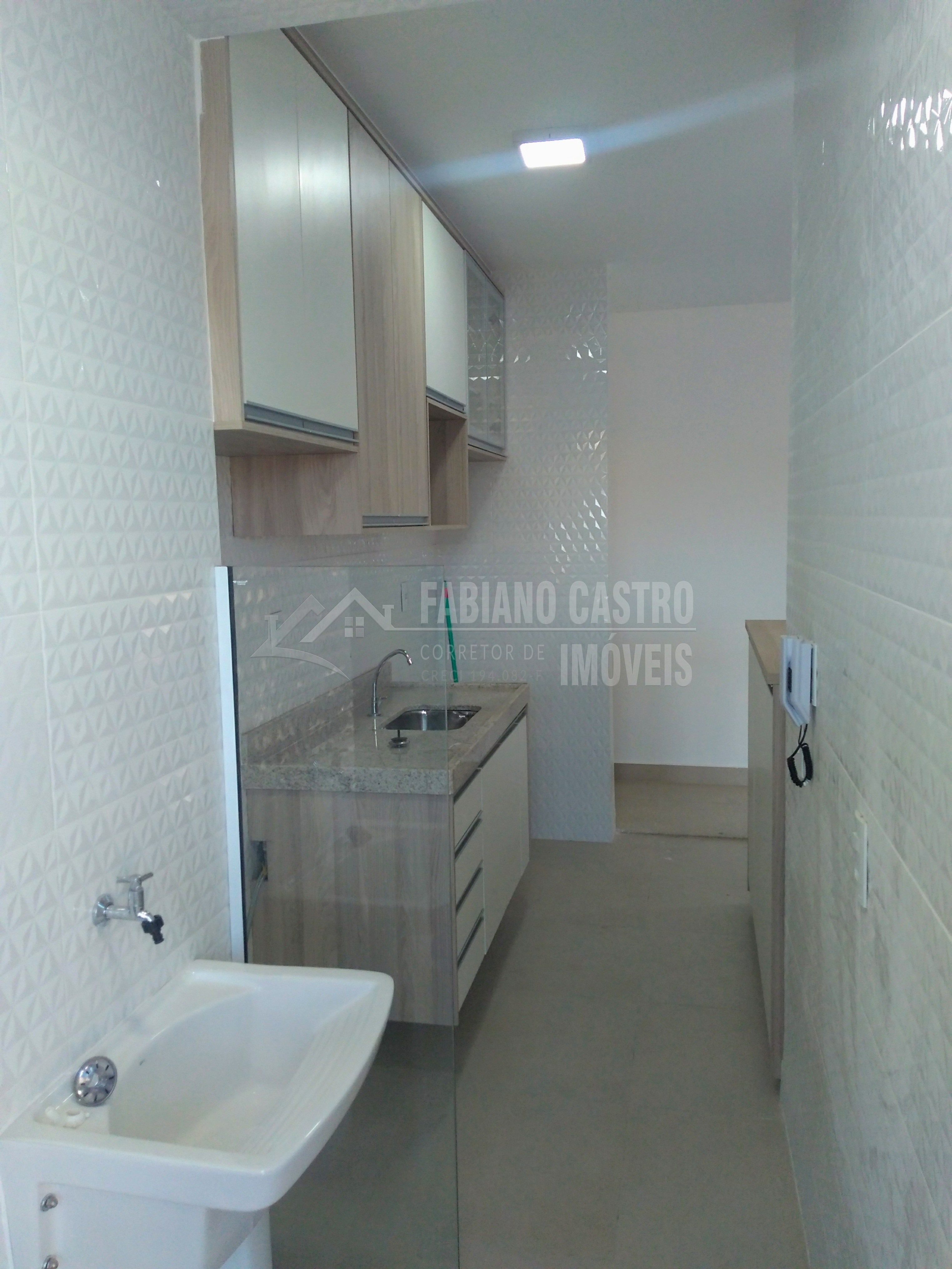 Apartamento com 3 quartos à venda, 74m² — foto 3 de 12