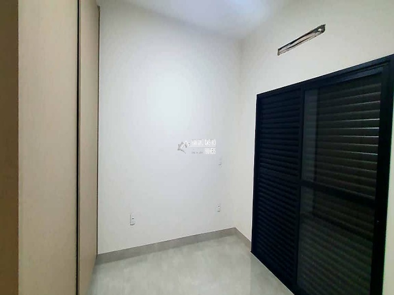 Casa de Condomínio com 4 quartos à venda e aluguel — foto 27 de 31