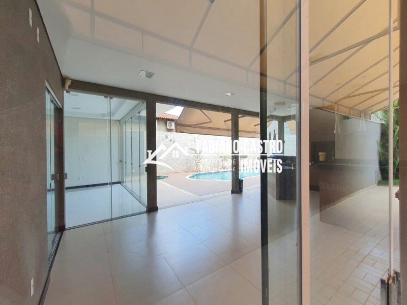 Casa com 3 quartos à venda — foto 8 de 40