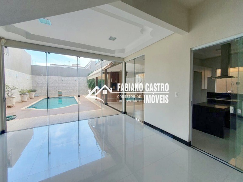 Casa com 3 quartos à venda — foto 10 de 40