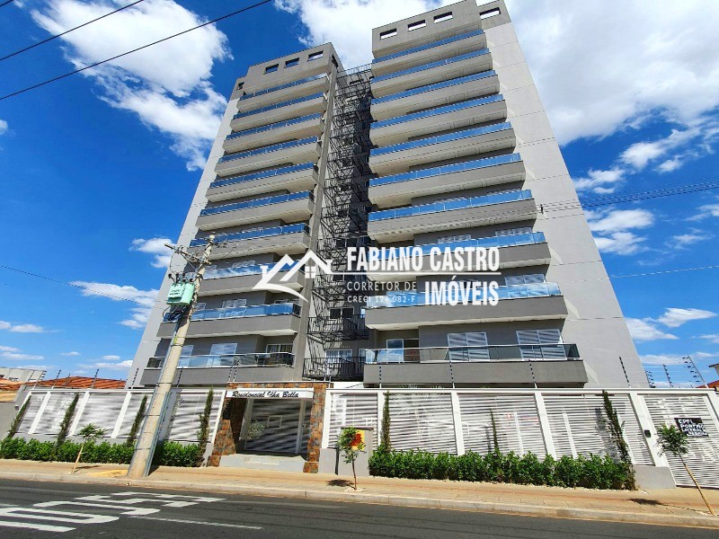 Apartamento com 3 quartos à venda, 80m² — foto 1 de 24
