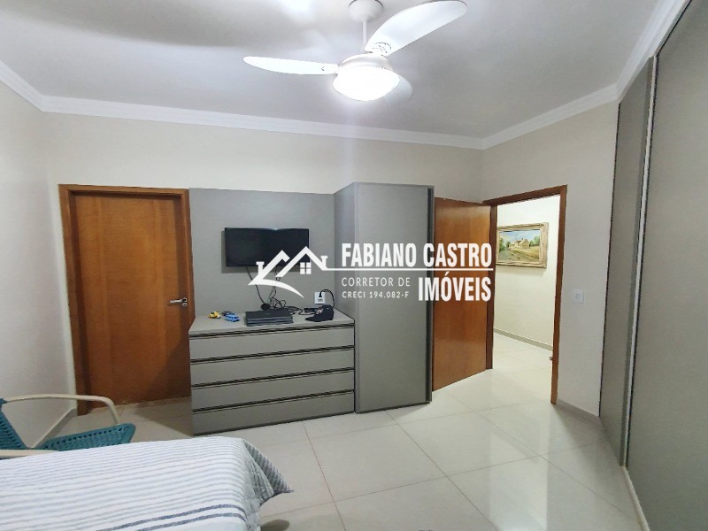 Casa de Condomínio com 3 quartos à venda — foto 14 de 26