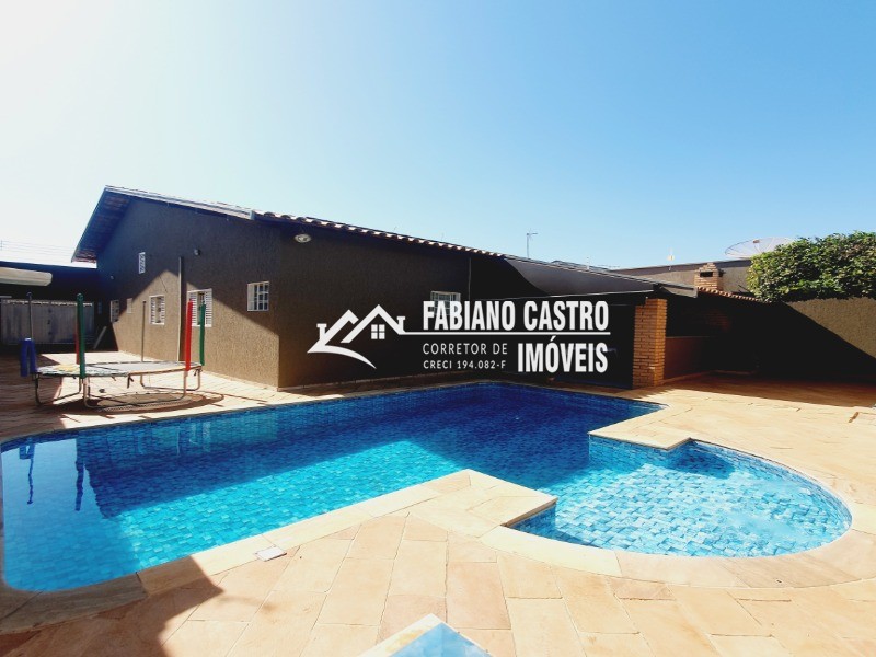 Casa com 3 quartos à venda — foto 1 de 34