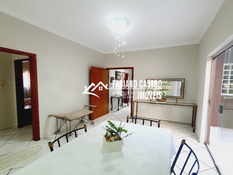 Casa com 3 quartos à venda — foto 16 de 34