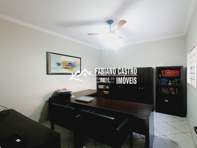 Casa com 3 quartos à venda — foto 22 de 34