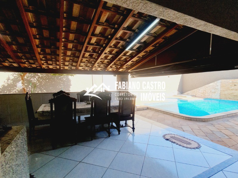 Casa com 3 quartos à venda — foto 5 de 34